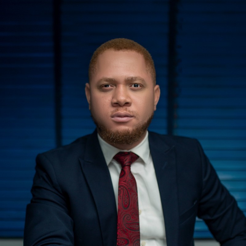 Dr Emeka Azubuike